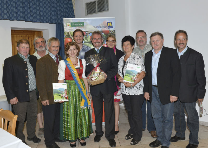 Datei:20120712 Dirndltaler Wissensbasis NLK.jpg