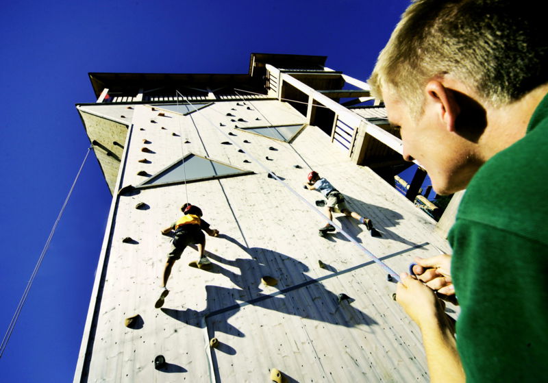 Datei:Kletterwand WF.jpg
