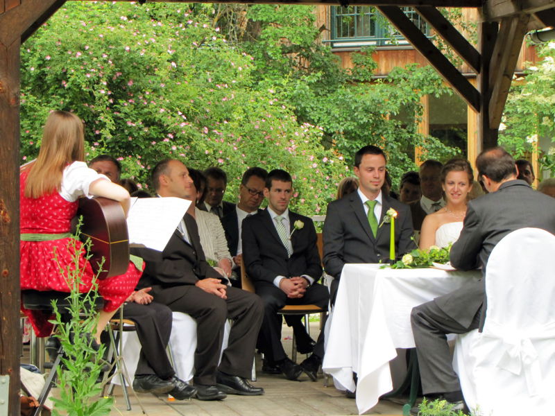 Datei:SH HZ Trauung Kräuterhittn.jpg