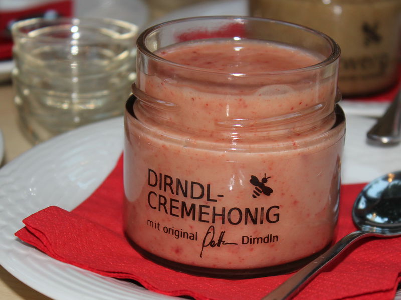 Datei:SK Dirndlhonig0.jpg