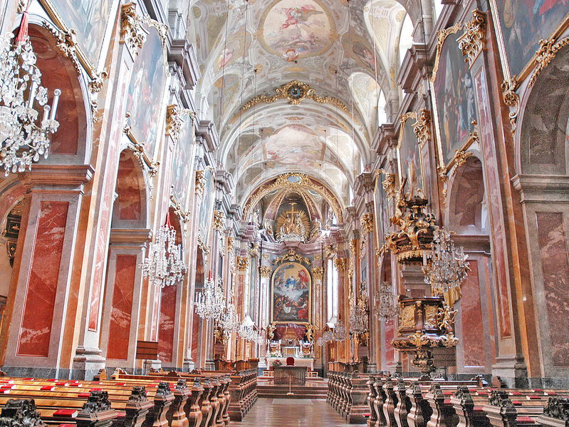 Datei:Dom St. Pölten - Innen.JPG