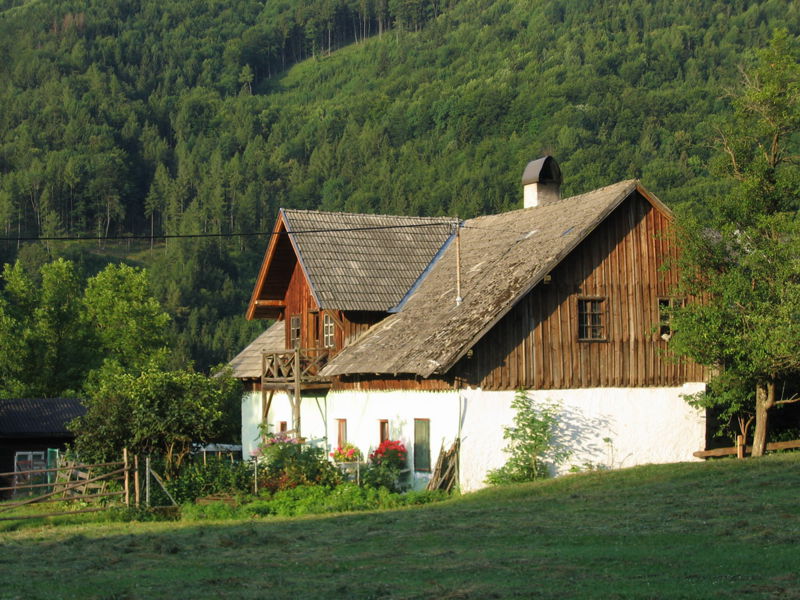 Datei:Grabenwegerer Haus Sois.jpg