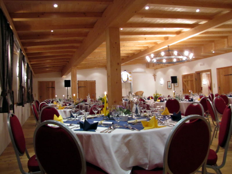 Datei:SH Schnittwoar gedeckt.jpg