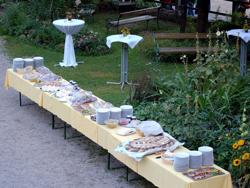 Datei:Ortstafel Gebildebrot u Begrüßung.jpg