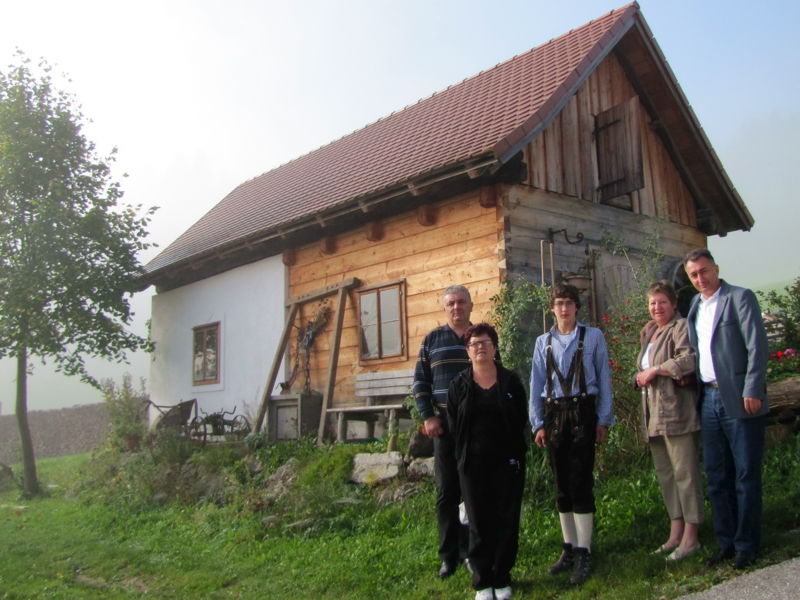 Datei:Del Dvar Oachner Dörrhaus.jpg