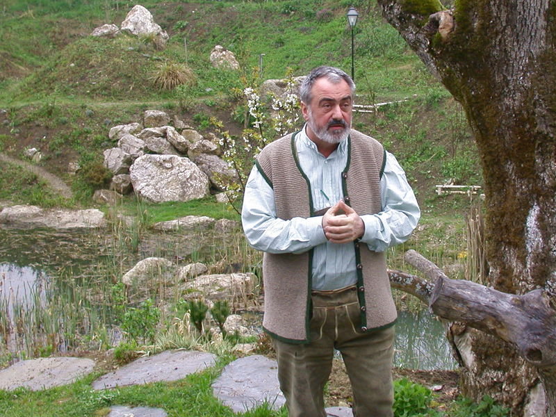 Datei:JW Führung Südbiotop.jpg