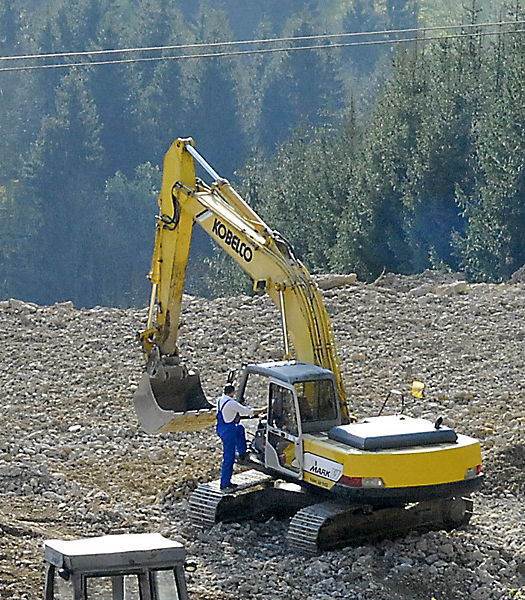 Datei:Erläutern des Baggerns 01.jpg