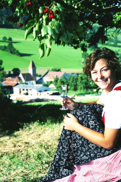 Datei:Dirndl Tradigist.jpg