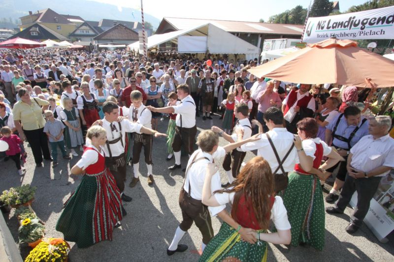 Datei:1241 Pielachtaler Dirndlkirtag2011.jpg