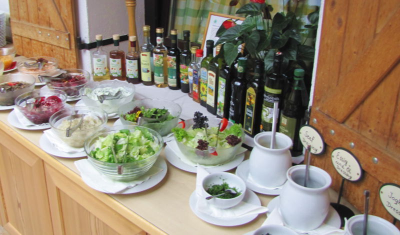 Datei:SK kl Salatbuffet0.jpg