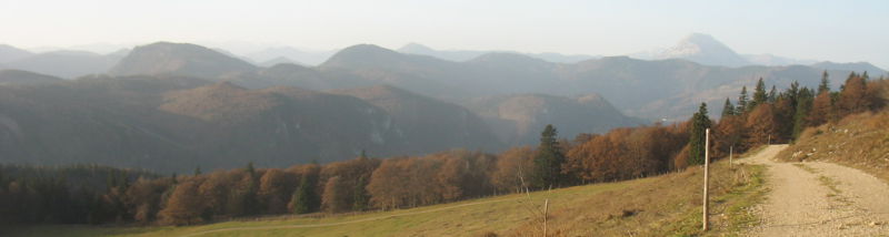 Datei:Herbstpanorama Eisenstein Süden.jpg
