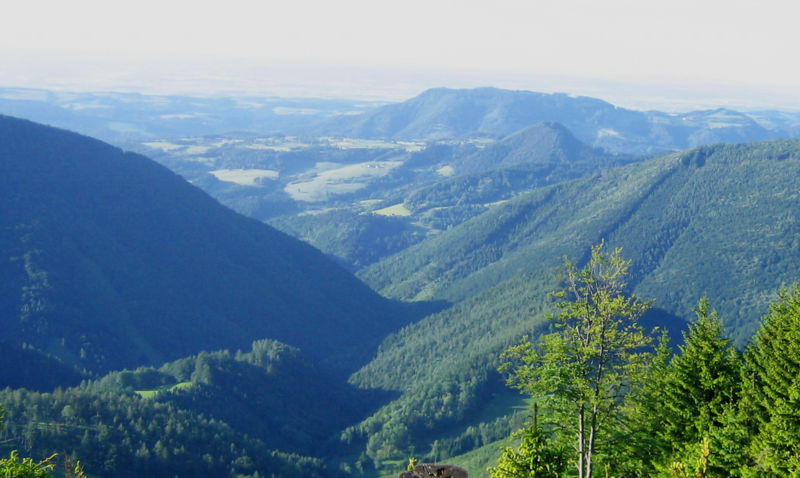 Datei:Eisenstein Blick zum Gaisbühel.jpg
