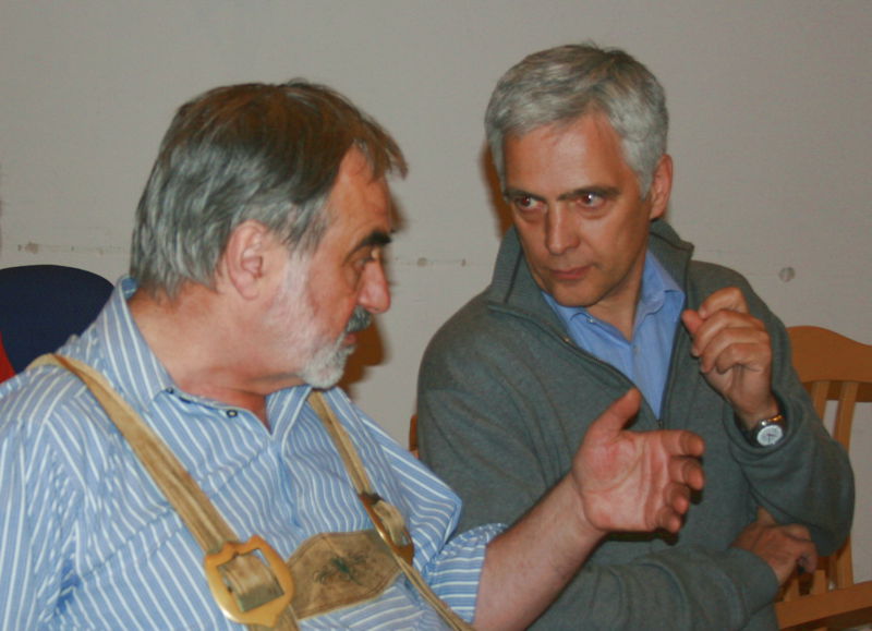 Datei:NHK Paula Vorgespräch.jpg