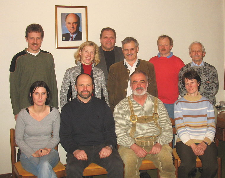 Datei:Genussregionsverein Dirndl Gründung.jpg